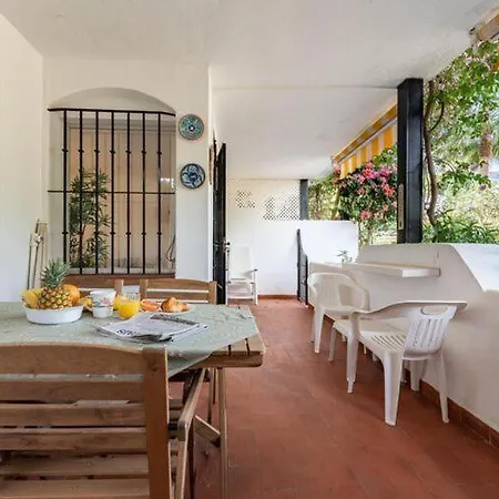 Lägenhet Faro's Marbella - Monte Paraiso Málaga